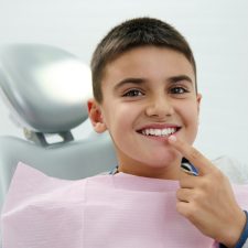 What to Expect After Tooth Extraction Procedures 