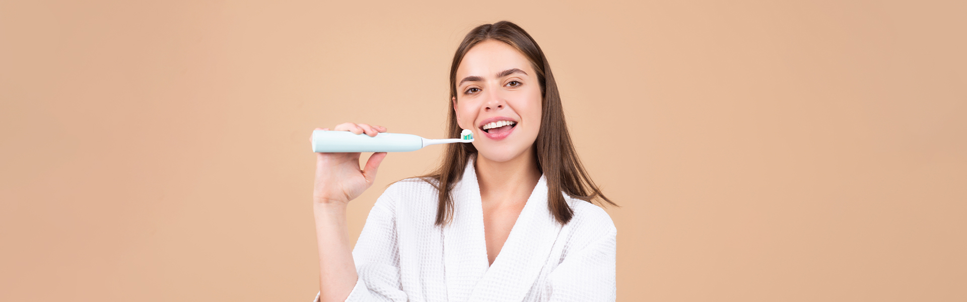 The Dos and Don'ts of Brushing and Flossing: Common Errors and Solutions